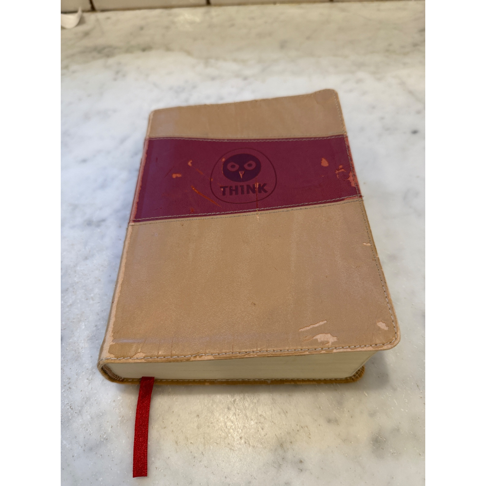 The Message Remix‎ Bible Eugene Peterson Think Edition Burgundy Tan